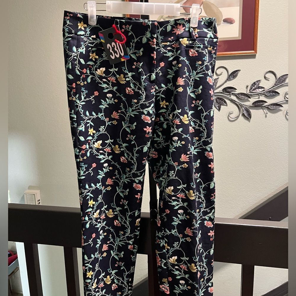 LOFT Floral Ankle Pants - Black and Multicolor Size 26 #DP330